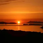 Sunset Sea View 6 *