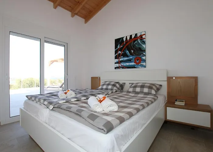 Sunset Sea View 6 Villa *